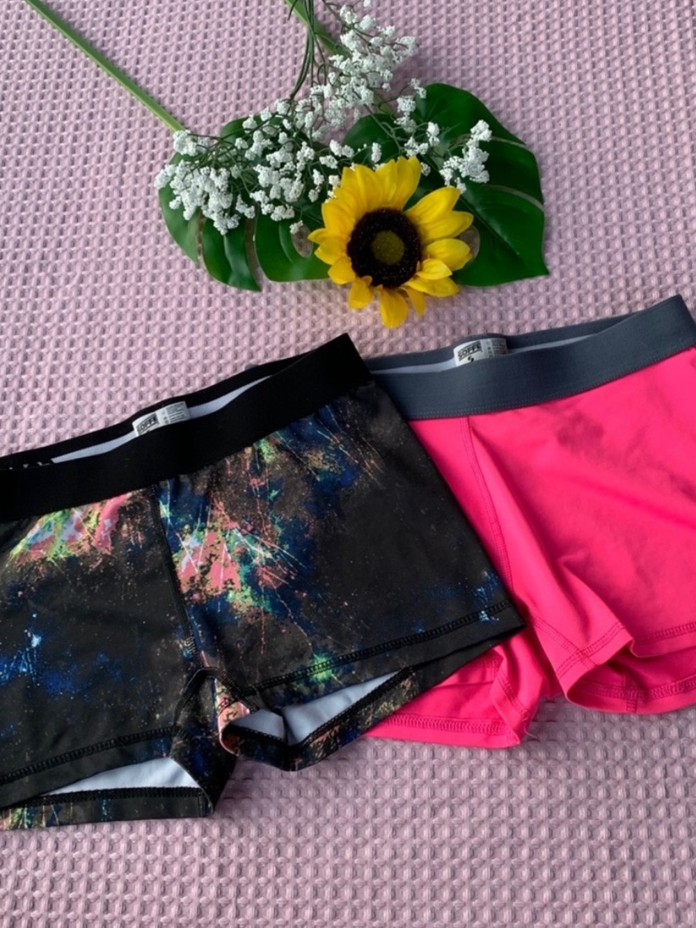 Soffe pink black low rise stretchy athletic workout shorts pair of two